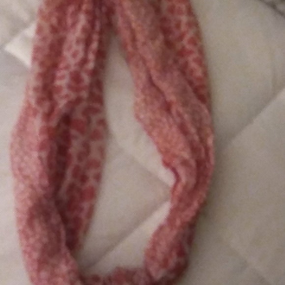 Scarf - Picture 3 of 4